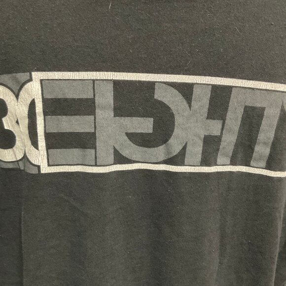 👔 5/$25 - Black Tee w/ Brand Logo - Picture 2 of 2